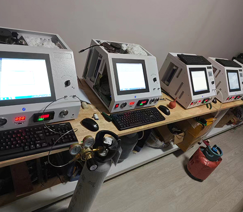 QP-2000可燃?xì)鉄嶂翟诰€分析系統(tǒng)（防爆型）